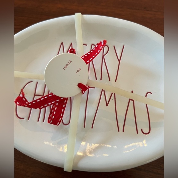 Rae Dunn “Merry Christmas” ceramic plates. - Picture 8 of 15